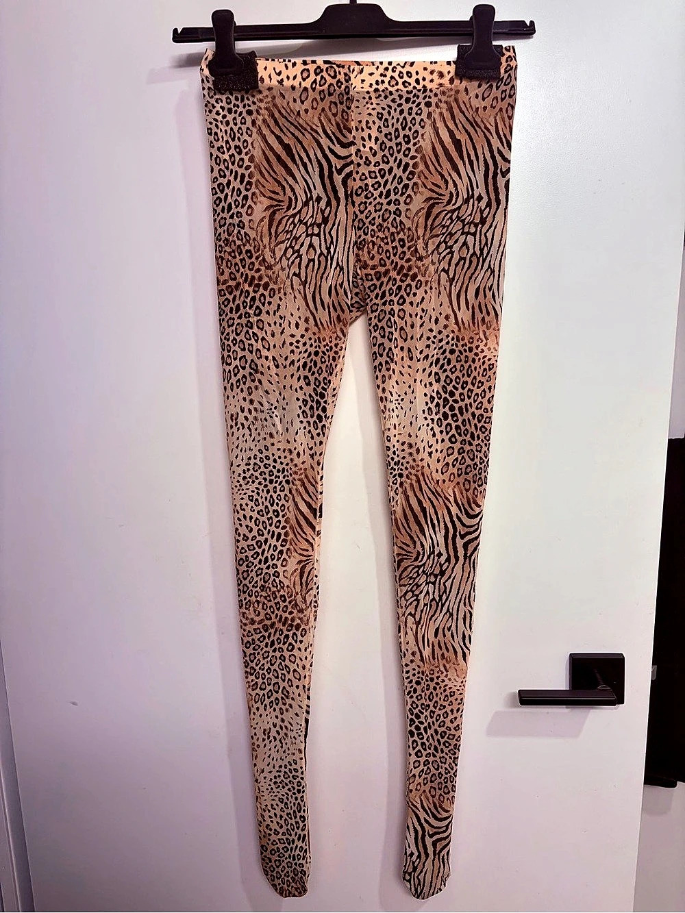 Skims Animal Print Leggings in Brown & Black Like New